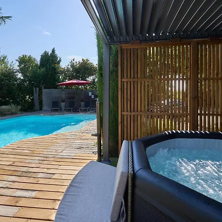 Standing Avec Privatif&piscine Chauffée Casa vacanze *