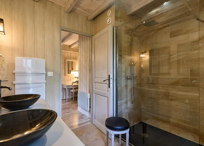 Parenthese Enchantee Standing Avec Privatif & Piscine Chauffee Feriehus